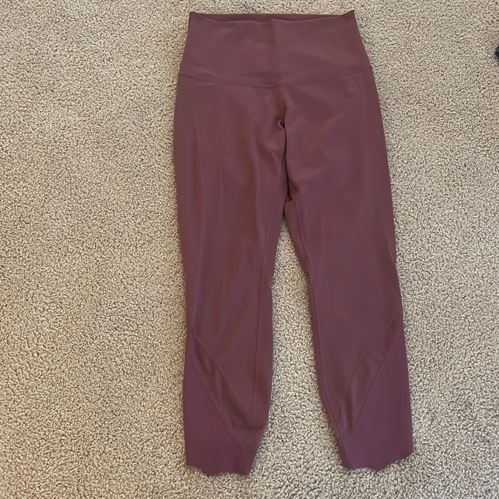 Lululemon leggings size 6